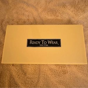 Ready To Wear All Fabulous Collection Compact